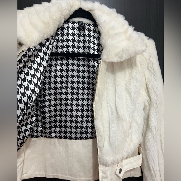 Faux Fur White Jacket - Picture 2 of 6